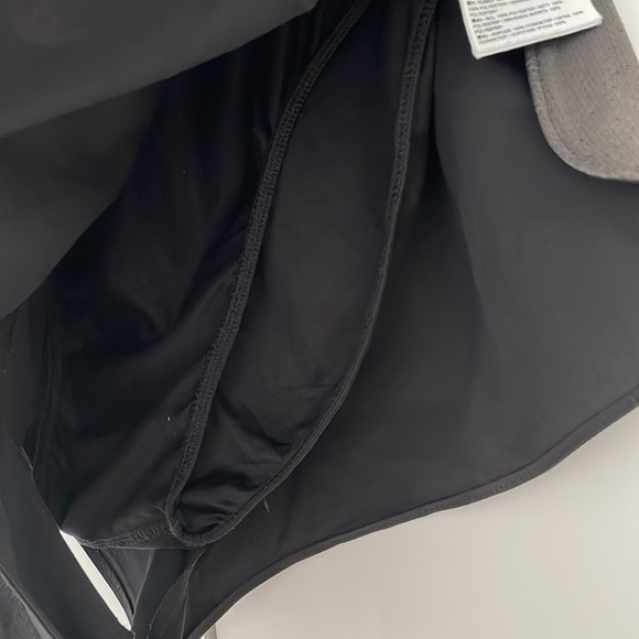 Nike men’s shorts - Picture 2 of 3